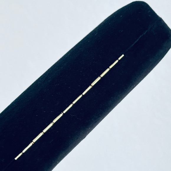 Gucci Black Velvet Sunglass or Glass Case with Cloth - Picture 4 of 7